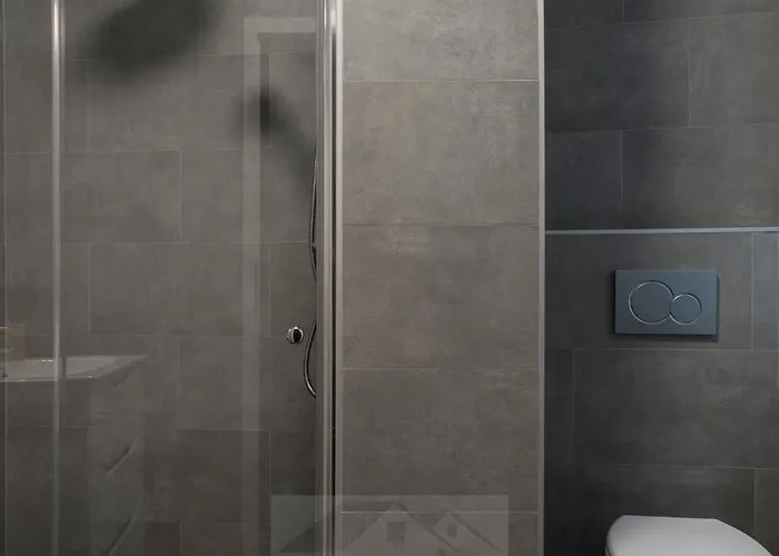 Roomies Centre Gare 招待所