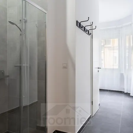 Gæstehus Roomies Centre Gare 3*