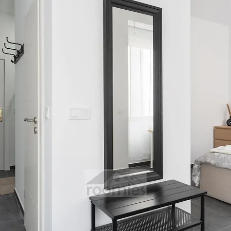 Roomies Centre Gare بيت ضيافة *